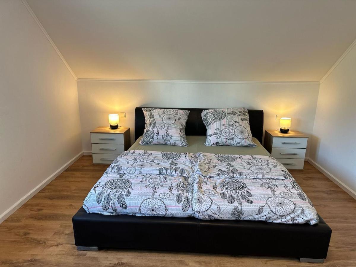 Ferienwohnung In Reichshof - Eckenhagen エクステリア 写真
